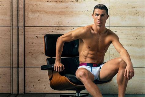 Ronaldo struts his 'skills' as he models for his new CR7 underwear ...