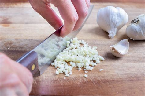 How To Mince Cut - Recipes.net