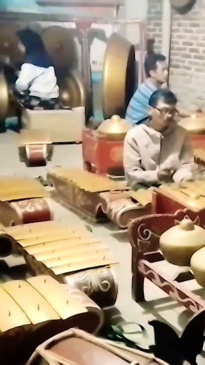 perhatikan gongeshort atdarmawan ginau youtube