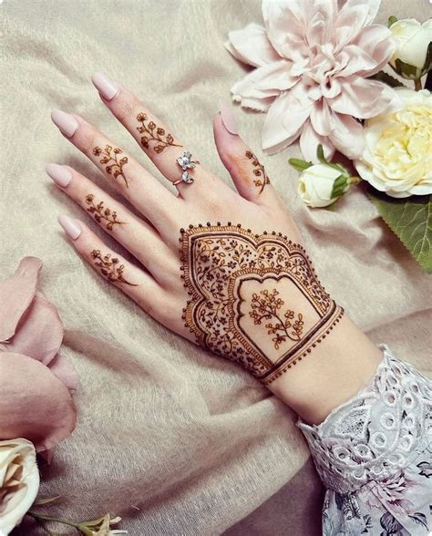 wedding mehndi designs   astyledweddingcom