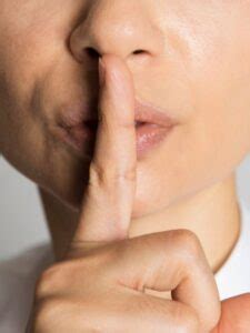 how to pronounce shut up in french