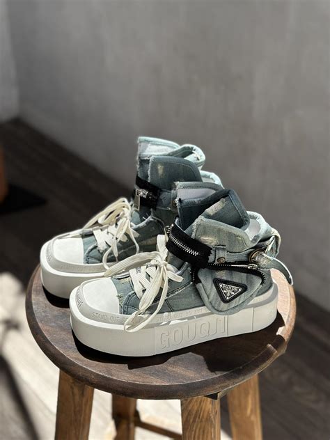 Leia Brown Online Shop added a... - Leia Brown Online Shop