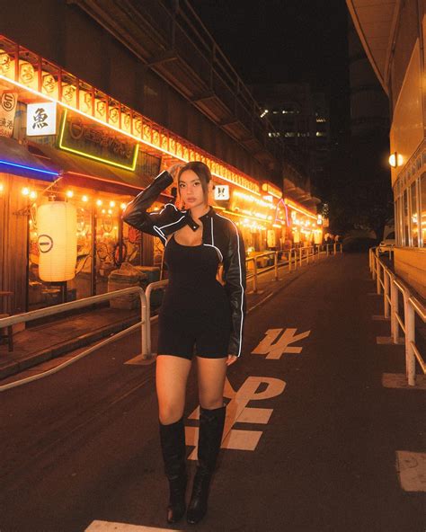 Nika Higashionna | streets of tokyo 🇯🇵🗼 | Instagram