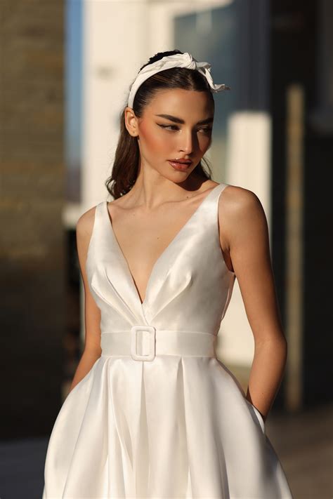 pearl bridal dresses - Fashion Professional
