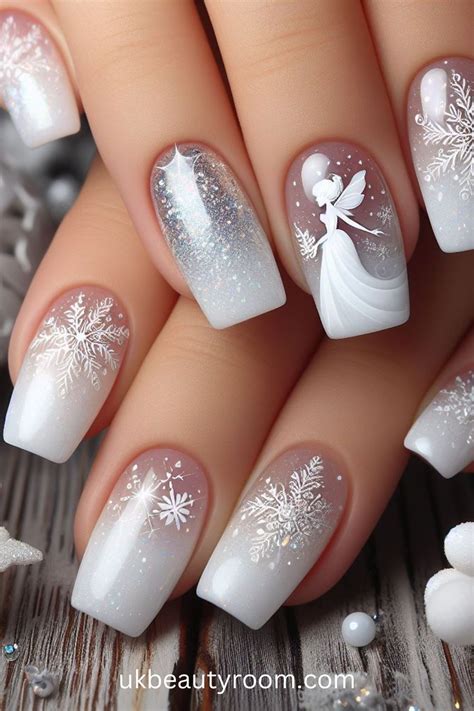 45 Glamorous White Nail Designs for Instant Elegance in 2025