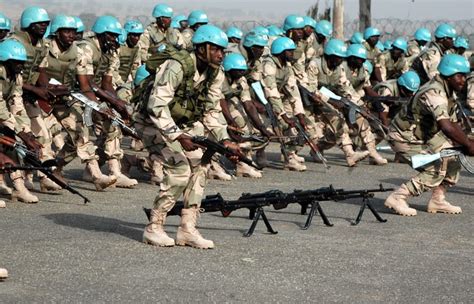 soldiers accuse nigeria military  shortchanging