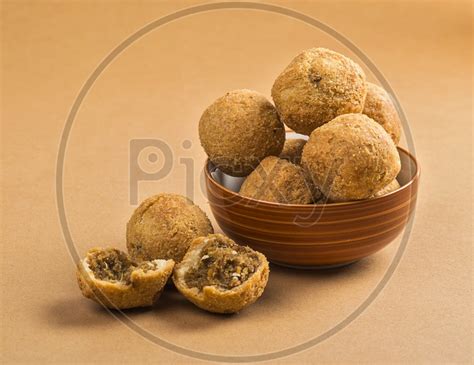 Image of Kachori Or Kachauri Or Katchodi Or Katchuri Is an Indian Snack ...