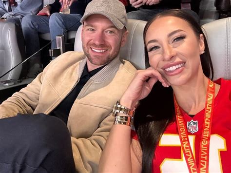 Melissa Stratton And Sean Evans: The Dynamic Duo Behind Hot Ones