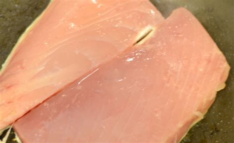 Albacore Tuna Steak Recipe - lifeisnoyoke.com