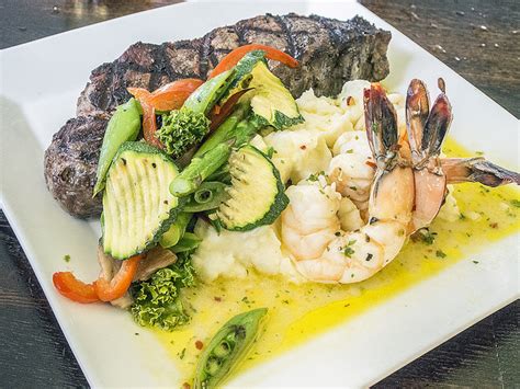 Like a Local: The Best Seafood Restaurants in Newport, OR