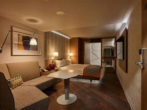 Rooms & Suites In Holborn | Club Quarters Covent Garden Holborn