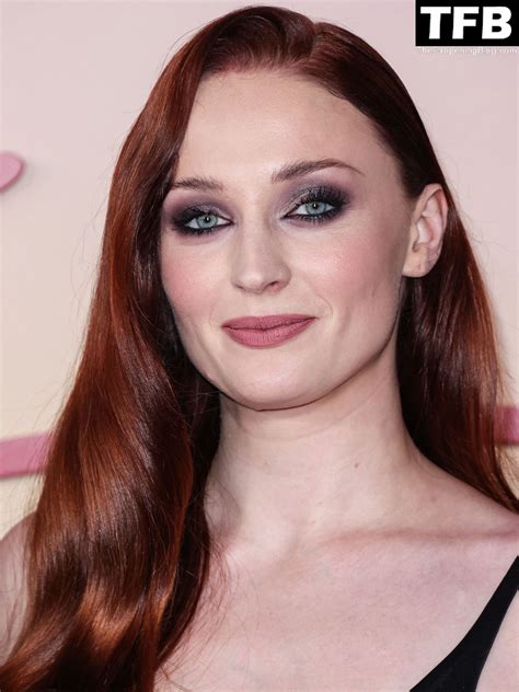 Sophie Turner Looks Beautiful Wearing Louis Vuitton at the LA Special