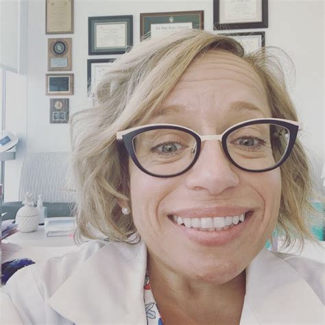 Jennifer Arnold MD - YouTube