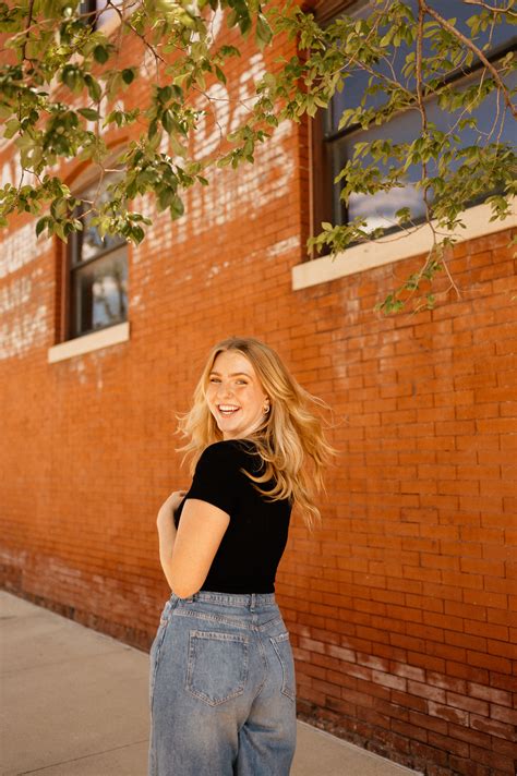 %i — Sophie Rae Photo