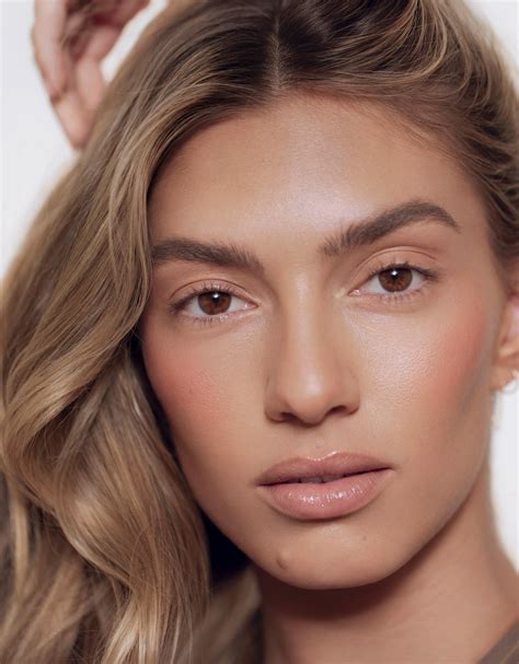 RÓEN BEAUTY Cheeky Blush