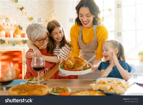 1,580 Fall Friends Dinner Images, Stock Photos & Vectors | Shutterstock