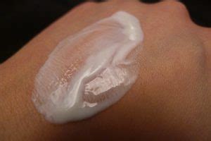 Rohto Hada-Labo UV Creamy Gel SPF 50/PA ++++ Review