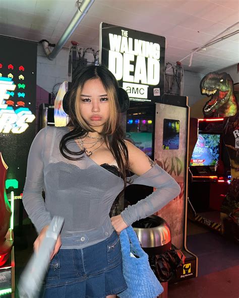 Z.annie💛 | Round 1 #explore | Instagram