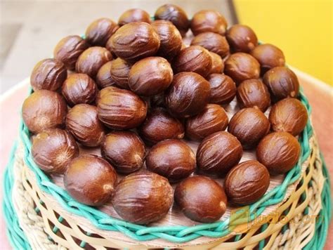 biji pala kering  pulau siau nutmeg shell  kota bekasi jawa