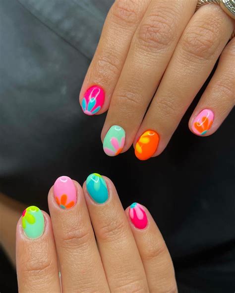 50 Cool Summer Nails To Screenshot For Your Next Mani in 2025