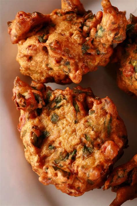 palak pakoda recipe spinach pakora fritters  flour