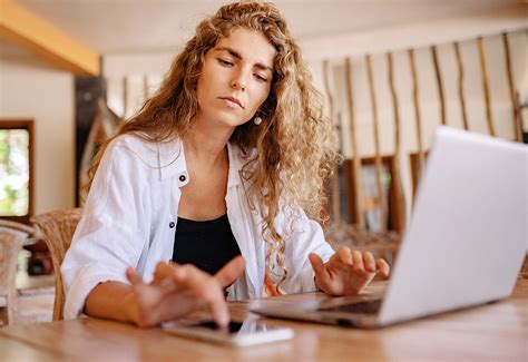como  vida financeira dos colaboradores impacta na produtividade da