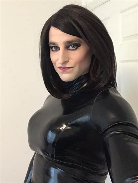 Latex Top : r/crossdressing