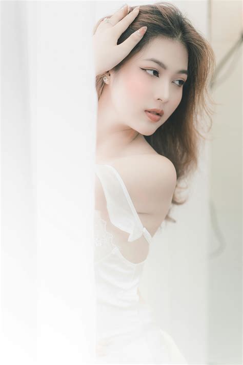 seductive female photos 3