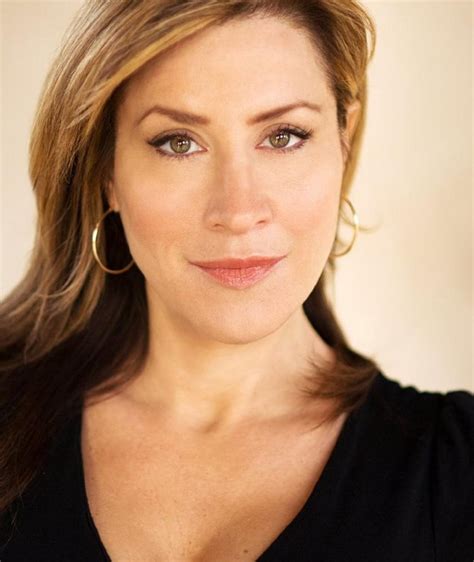 Lisa Ann Walter Young