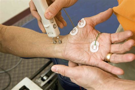 Uso de una unidad TENS para el manejo del dolor - Medicina Básica