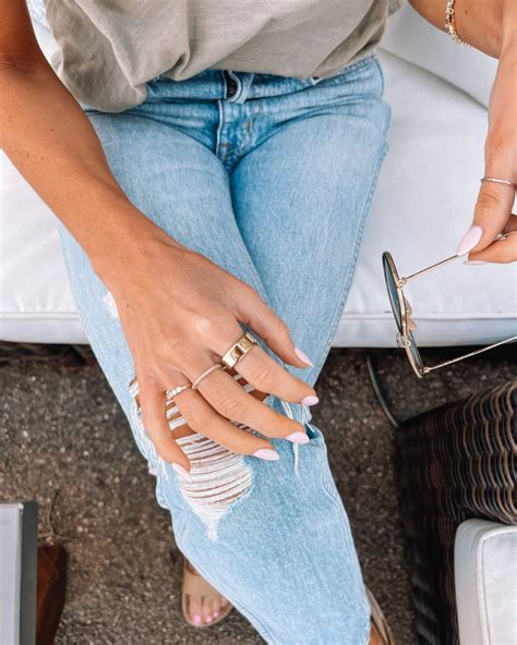 oura ring review - Lauren Kay Sims