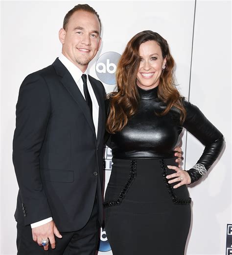 Pregnant Alanis Morissette Shares Nude Underwater Shot | Us Weekly