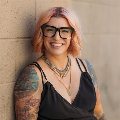 Mint Salon -Lindsey Wentz, Owner/Lead Stylist