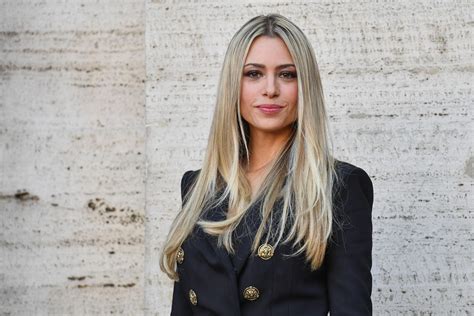 Martina Stella: età, marito e figli dell'attrice