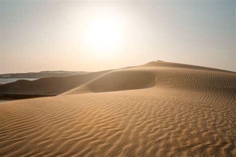 "Qatar Desert" Images – Browse 139 Stock Photos, Vectors, and Video ...