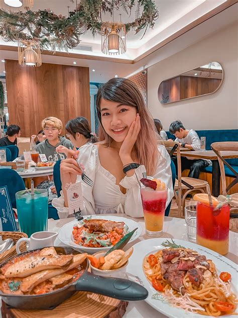 4 Trendy Instagrammable Restaurants in Taipei City, Taiwan (with