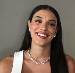 Laysla De Oliveira – Wikipedia