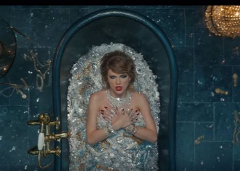 El videoclip de 'Look What You Made Me Do' de Taylor Swift analizado al ...