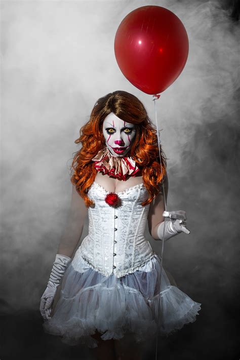 Sexy Meets Scary in Rosanna Rocha's Pennywise Cosplay - The Fanboy SEO