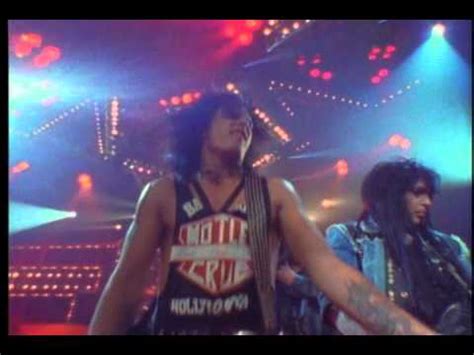 Mötley Crüe - Wild side HQ - YouTube