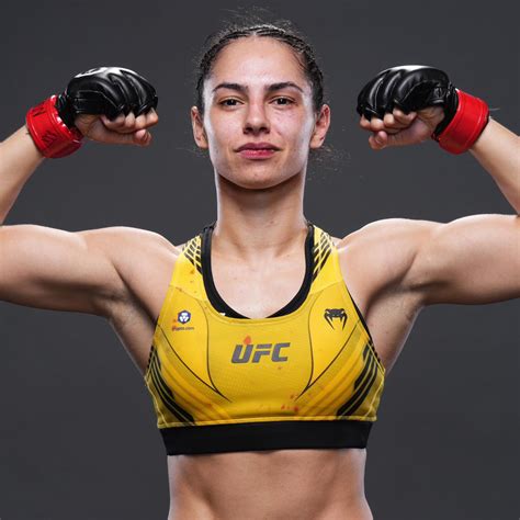 Ariane Lipski - MMA fighter : r/FemaleCelebrityBiceps