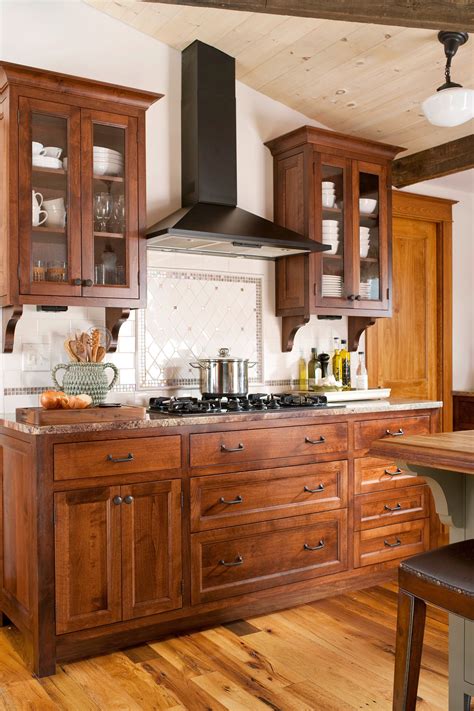 41 Gorgeous Kitchens with Wood Cabinets