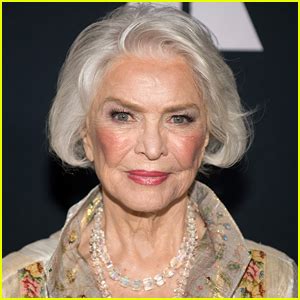 Ellen Burstyn Celebrity News and Gossip | Entertainment, Photos and ...