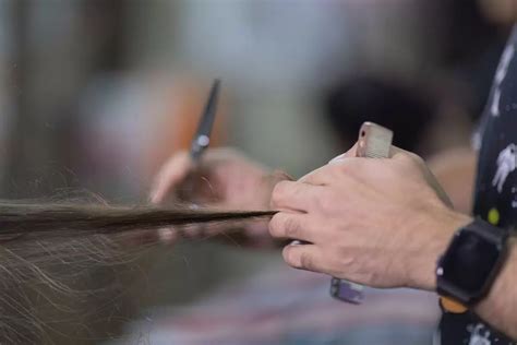 Sonhar Cortando O Cabelo Curto - O que significa sonhar cortando o cabelo: curto, raspado e mais ...