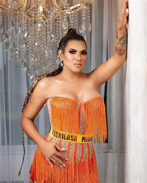 kimberly de las perdidas lanza su nueva cancion pegriloso  le