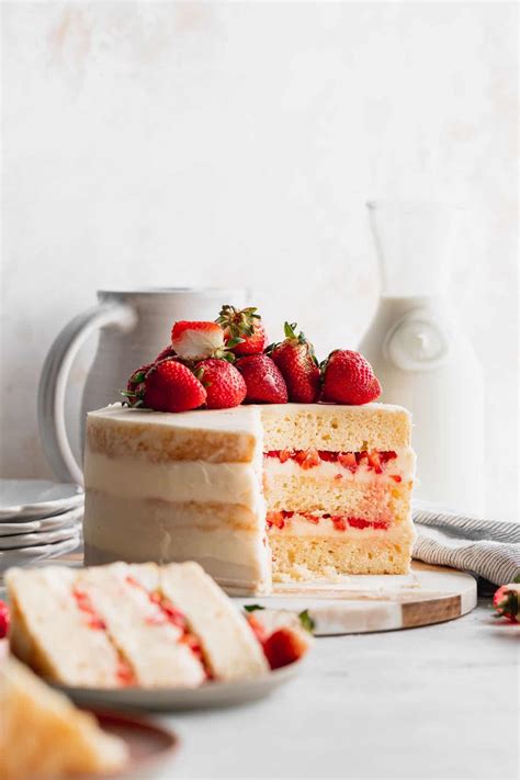 Strawberry Semi-Naked Cake - Stephanie's Sweet Treats