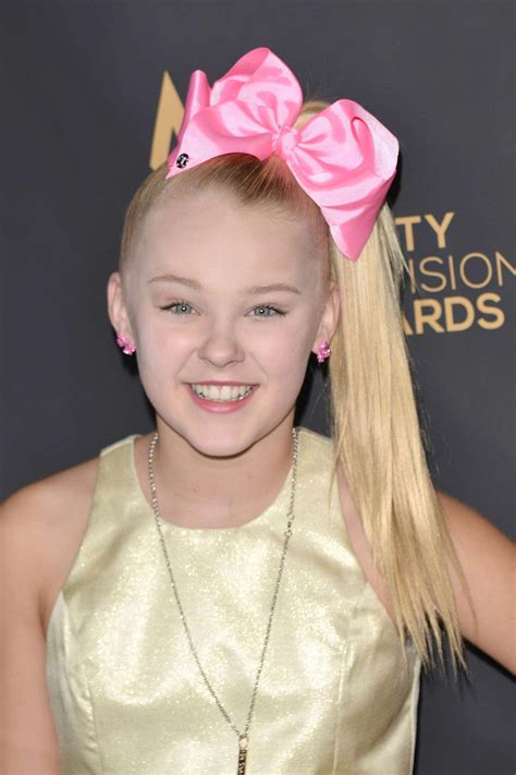 Download Jojo Siwa Pictures | Wallpapers.com