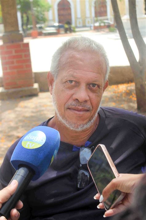 Villacuranos también están preocupados por el aumento del dólar