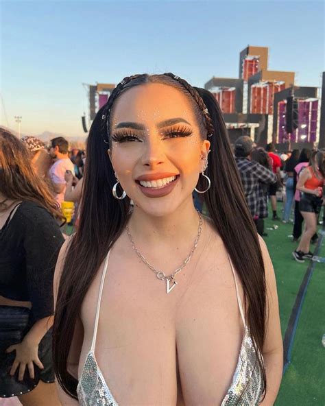 7 Reasons Why The Jules Ari OnlyFans Scandal Is Bigger Than You Think. Image 2