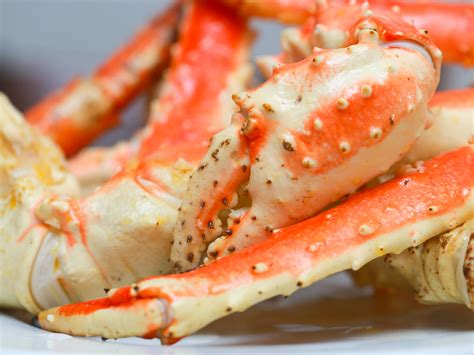 Cooked Crab Legs